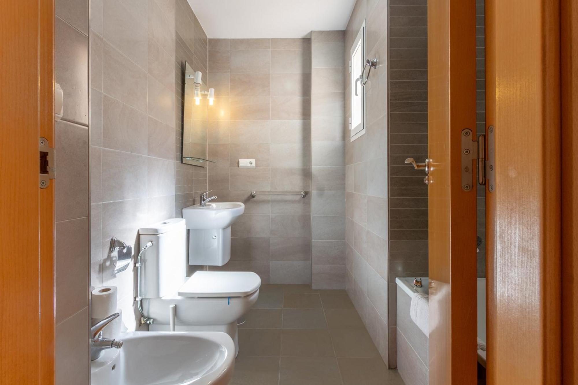 Apartamento Cerca Del Mar Y Aeropuerto Аликанте Экстерьер фото